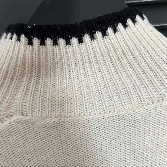 BCBG Max Azria, Turtleneck Pullover Pom Pom Sweater, Merino Wool Blend, Size XXS - Picture 14 of 16